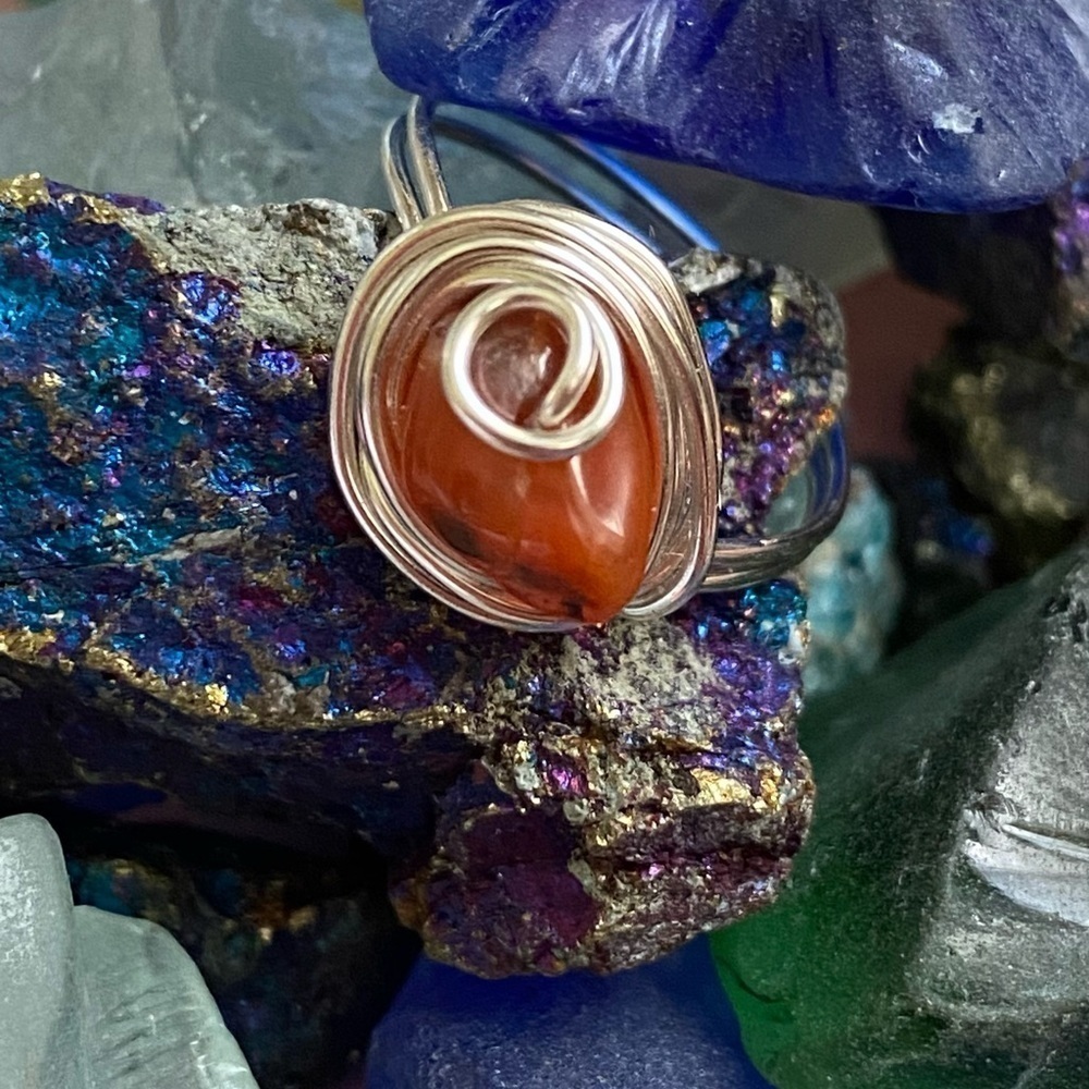 Howlite wire wrapped ring